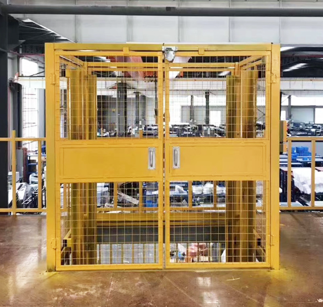 乐安智能导轨式升降机亮相